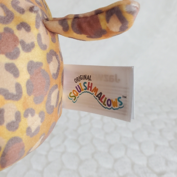 Cherie Squishmallows Sabre Tooth Valentines Day Squad 5 Inch BNWT - Picture 4 of 7
